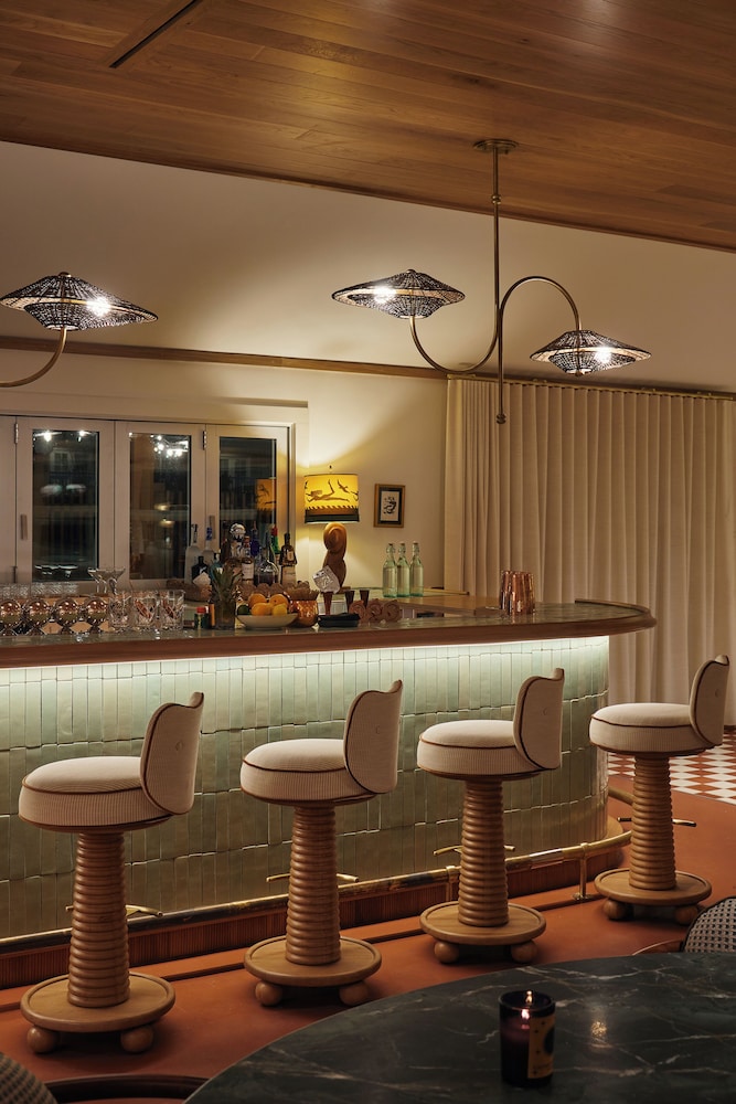 The Beachside At Nantucket 46/60