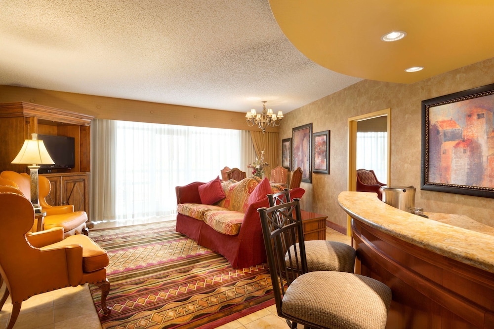 Embassy Suites by Hilton Albuquerque 42/63