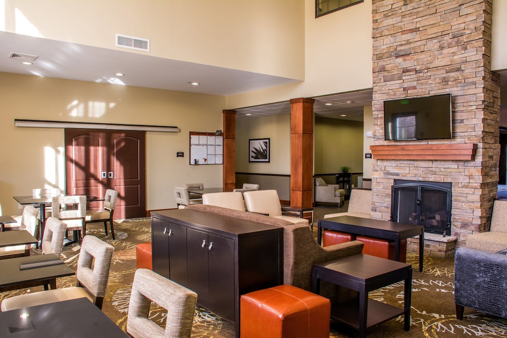 Staybridge Suites Schererville 38/55
