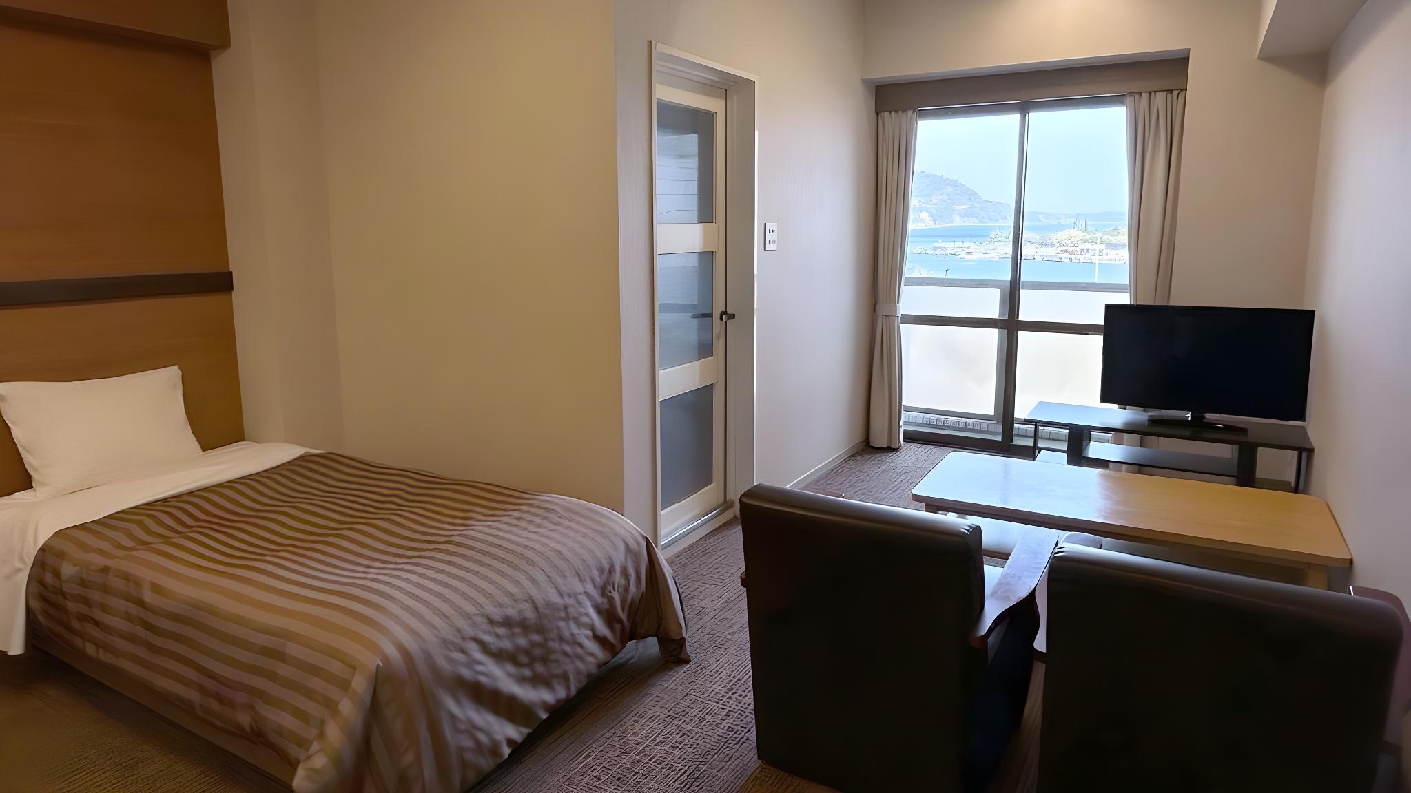 Standard, Twin Beds, Ocean View, Night View