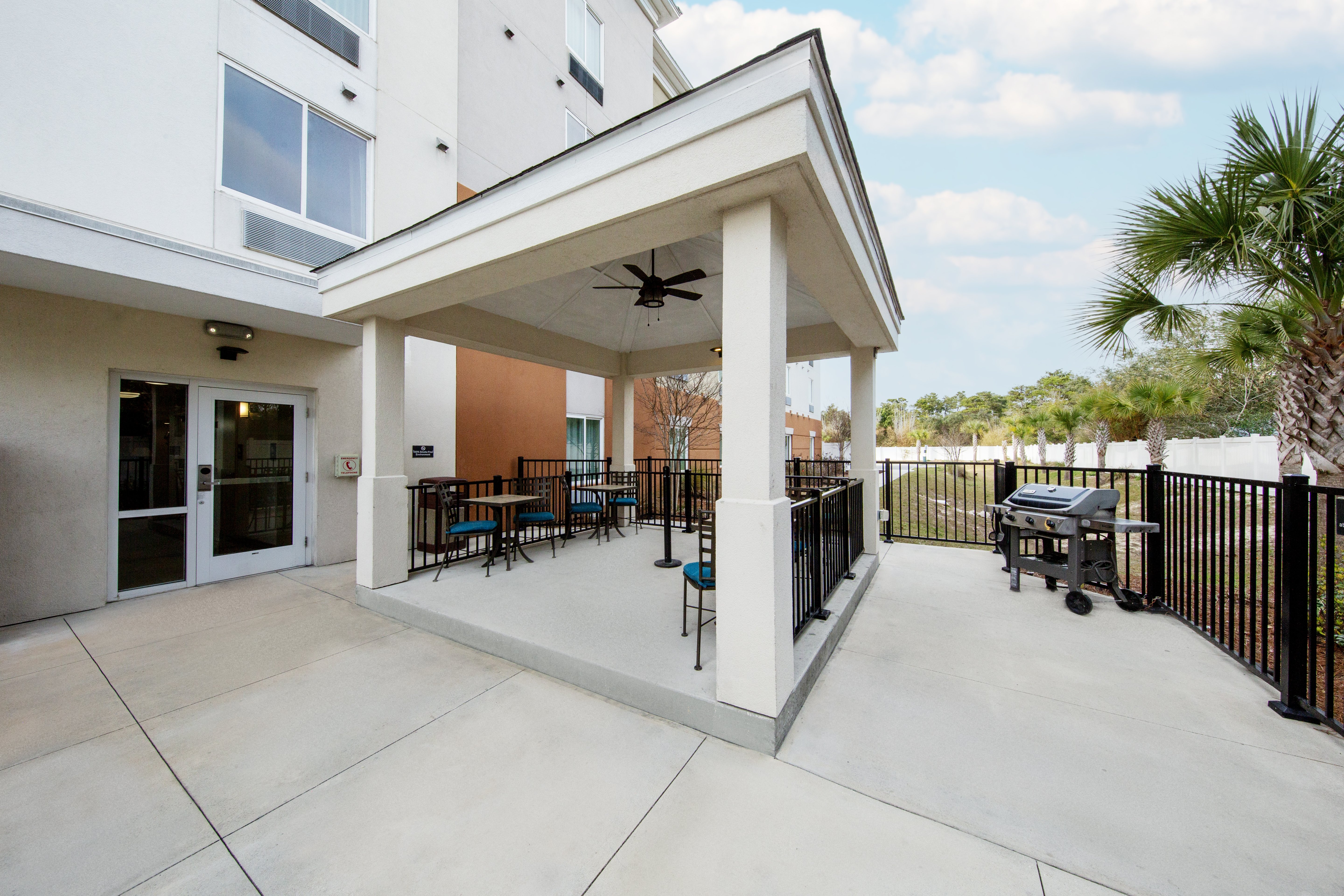 Candlewood Suites Panama City Beach Pier 8/44