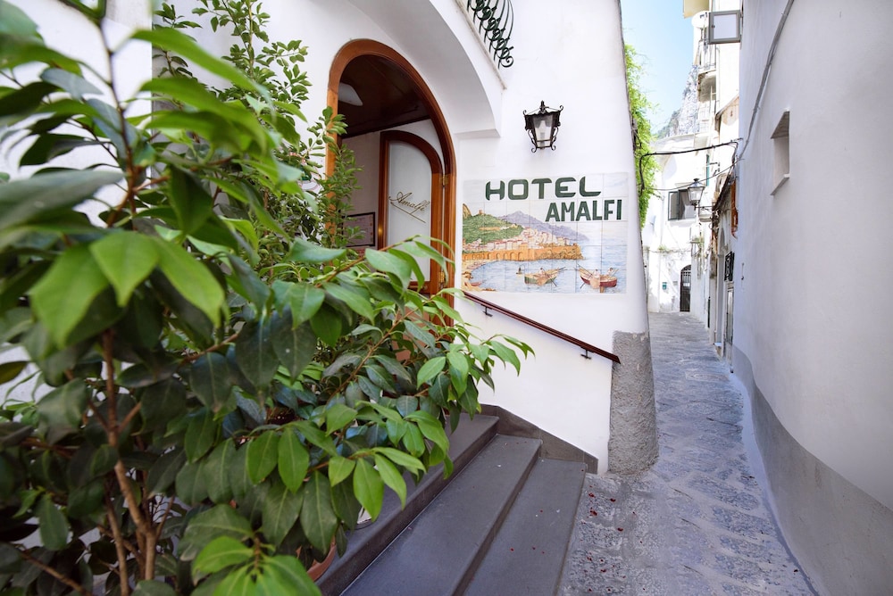 Hotel Amalfi 76/79