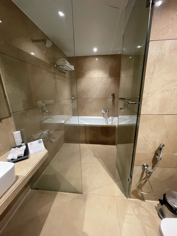 Hotel Virgo Sumeru 50/50