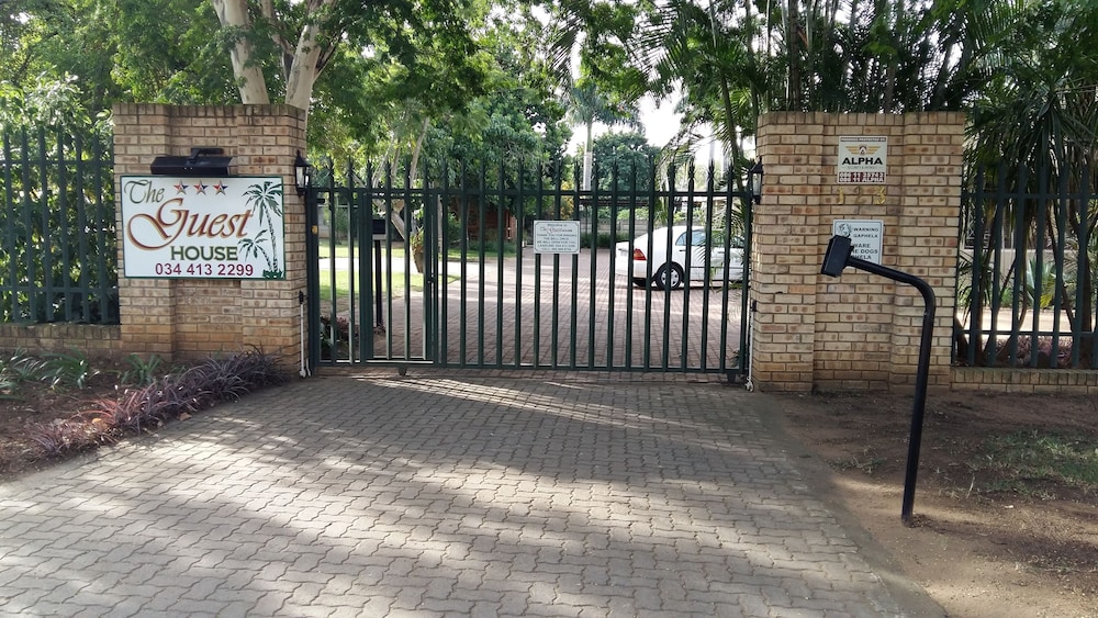 The Guest House Pongola 40/50