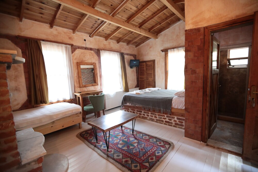 Kayserkaya Cottages & Camping 15/50