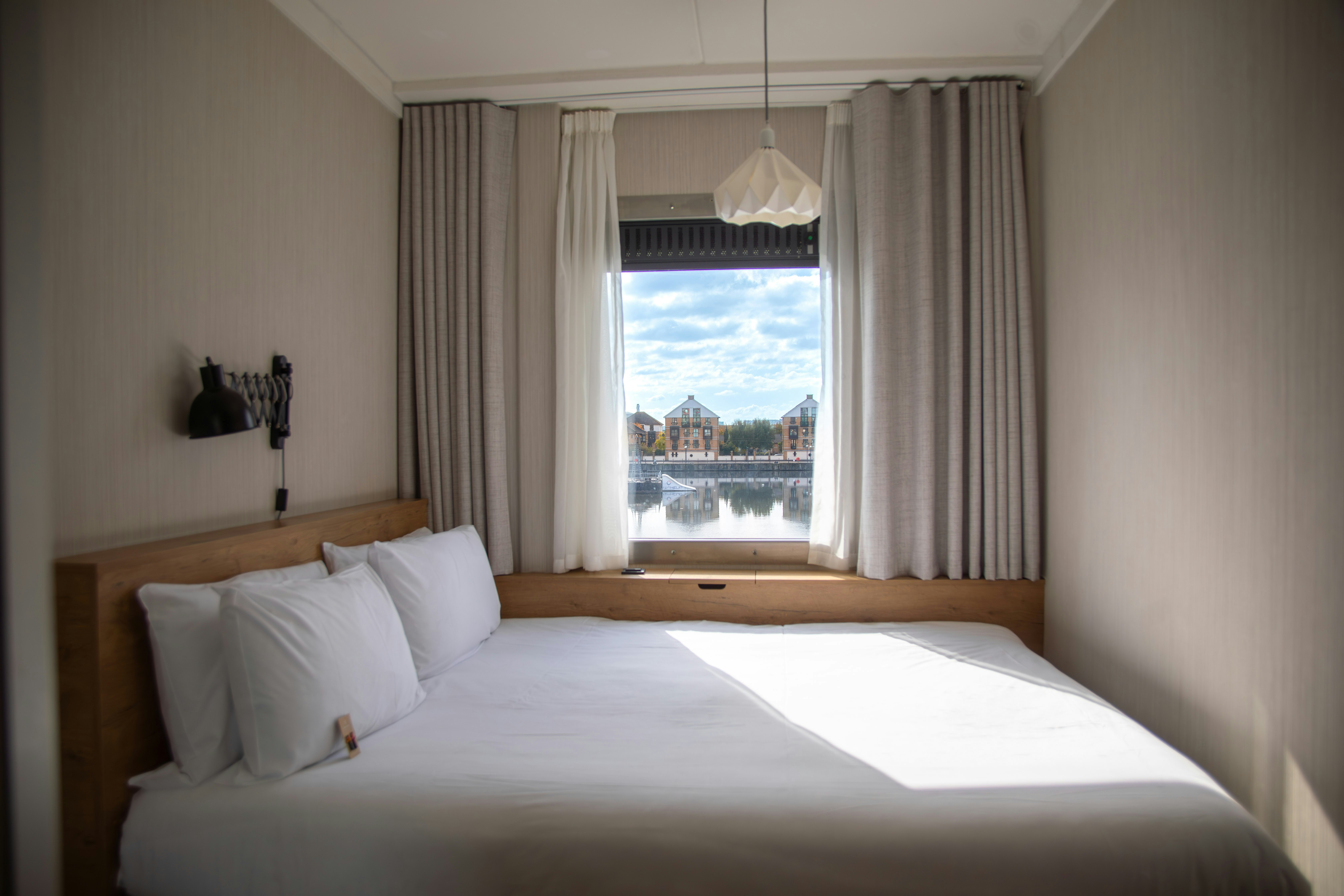 Good, King Bed, Water View