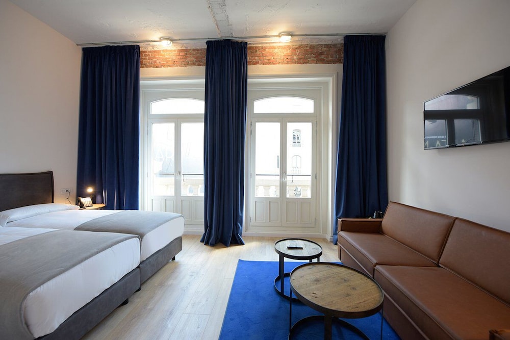 Room00 Gran Via Hostel 8/34
