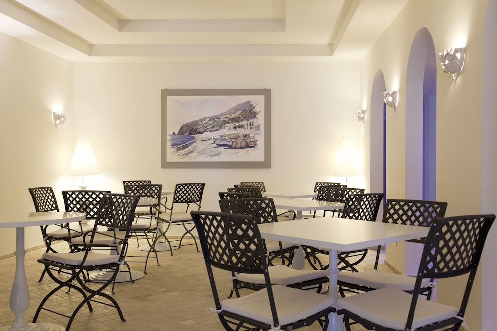 Hotel Cutimare 25/50
