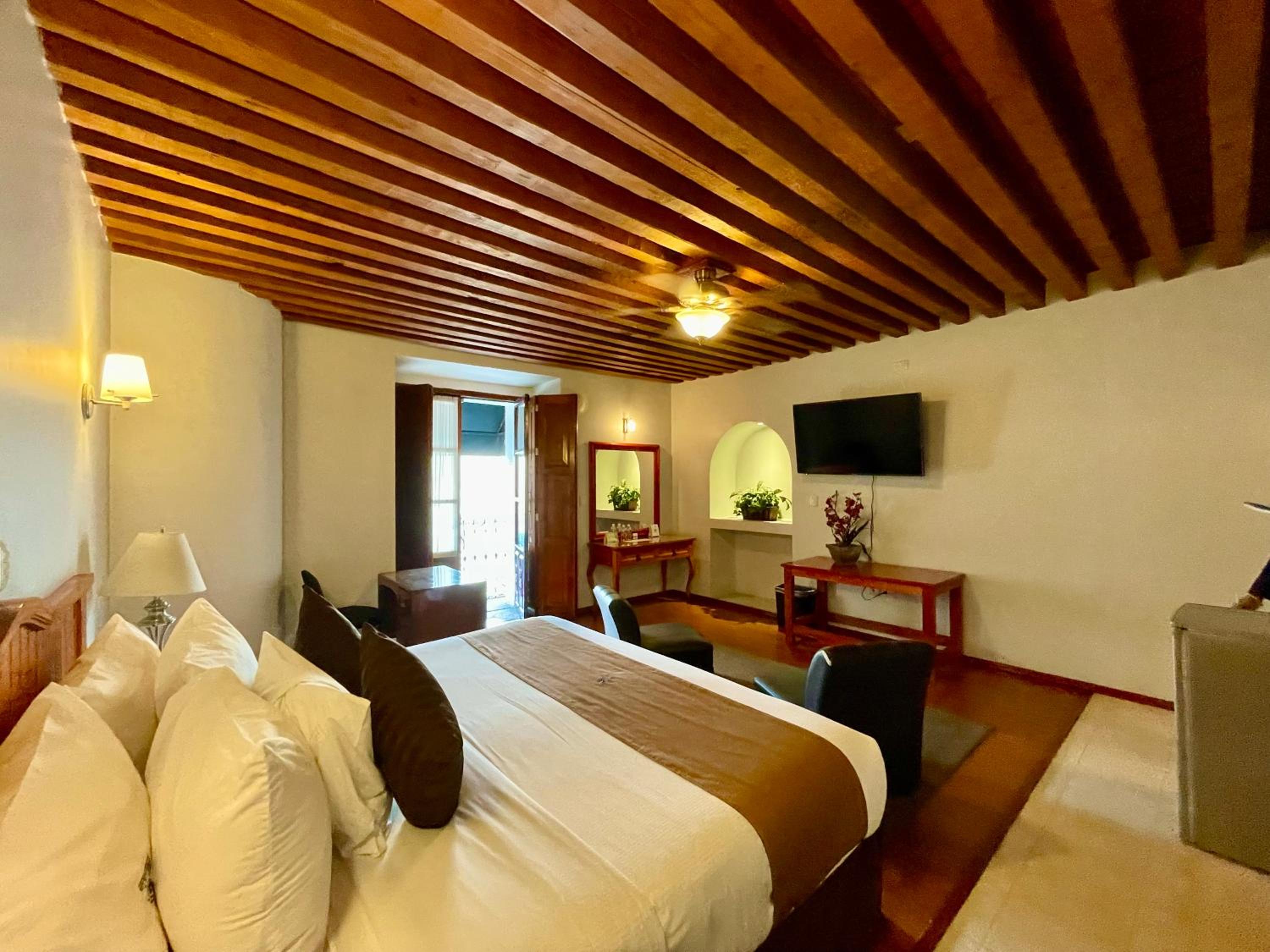 Master, Suite, King Bed