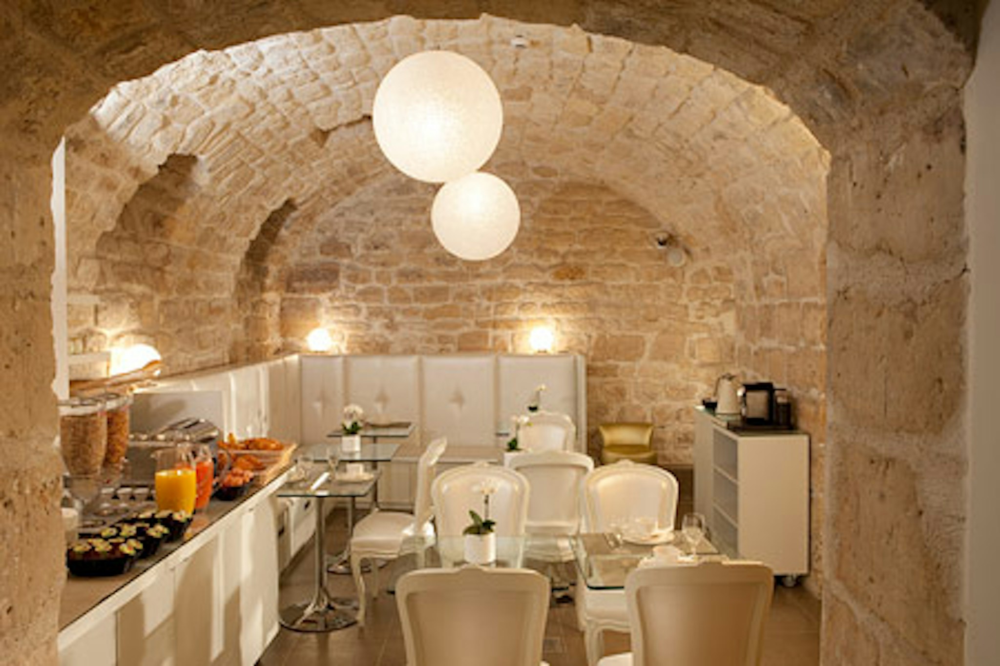 Hotel Caron 4/5