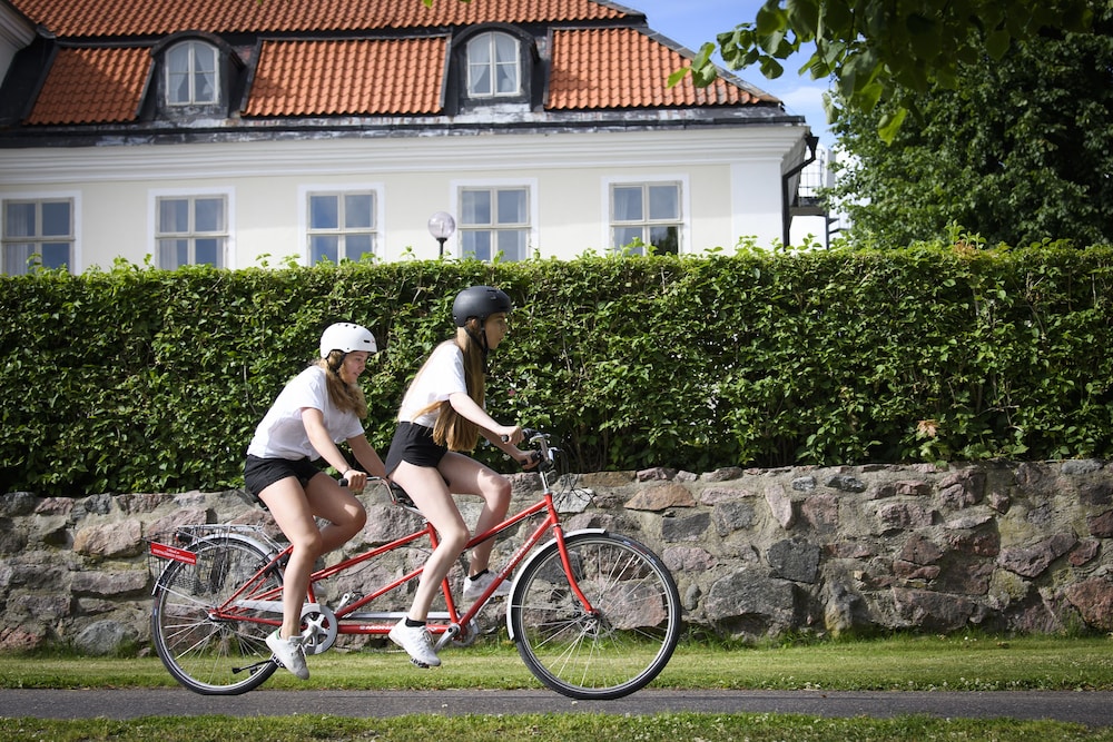 Stjärnholms slott 32/34
