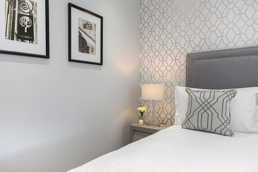 Chilworth Court 25/74