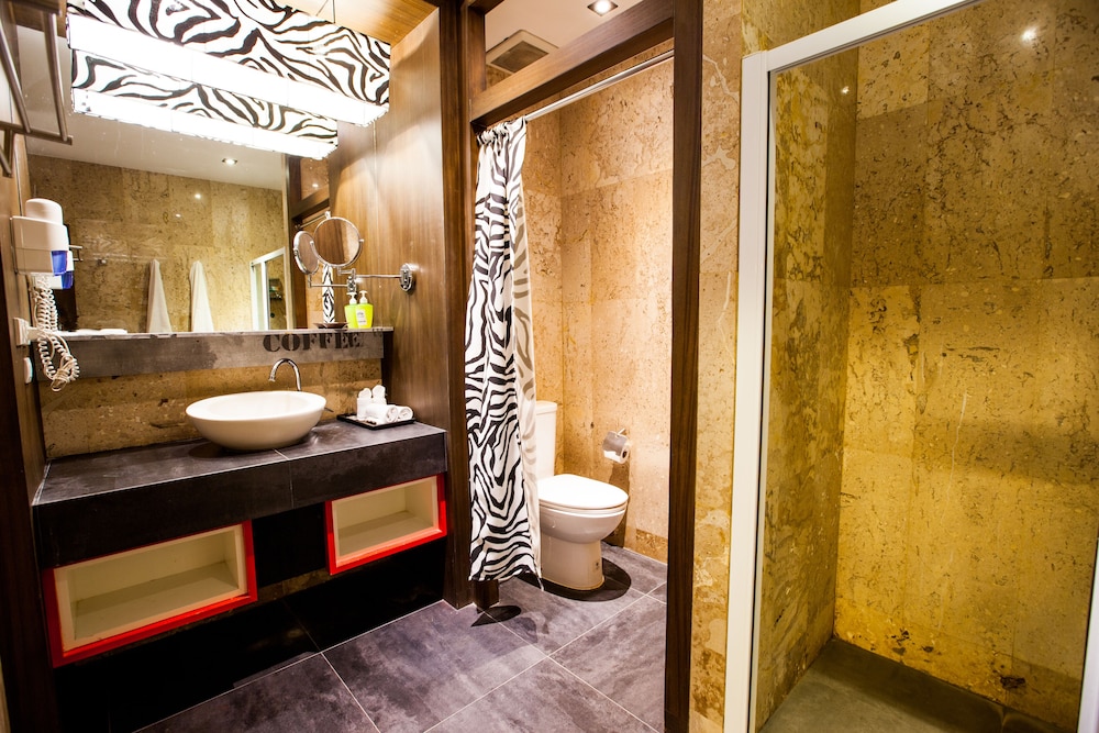 Amenity Apartel Samui 30/56