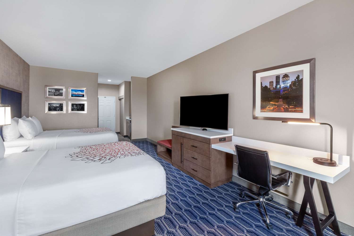 La Quinta Inn & Suites by Wyndham Houston Channelview 29/66