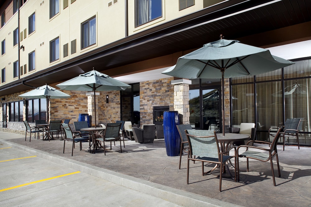 HAWTHORN SUITES BY WYNDHAM ST CLAIRSVILLE 20/26