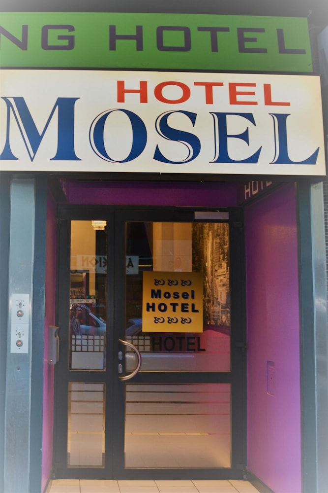 Mosel Hotel 5/18