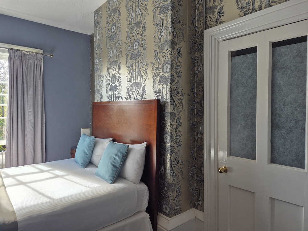 The Great Western Hotel 13/43