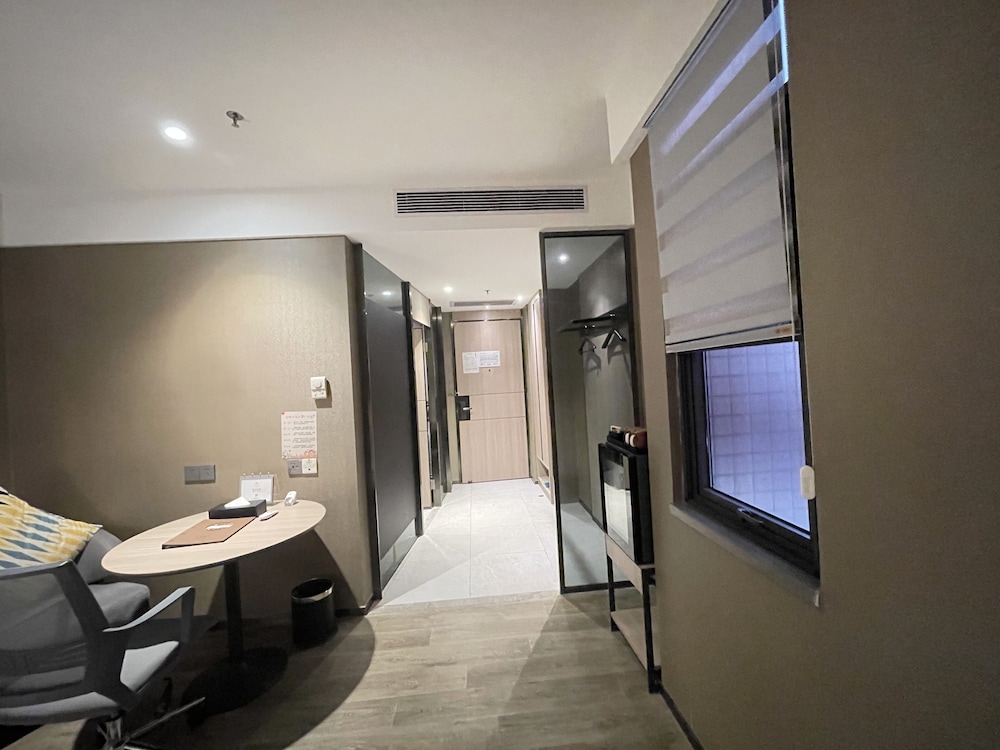 Shenzhen Hanyong Hotel 12/28