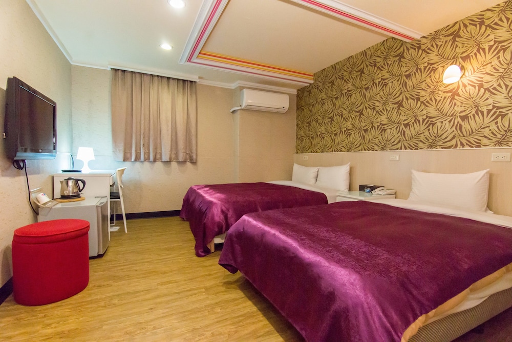 XIMEN HOTEL 9/70