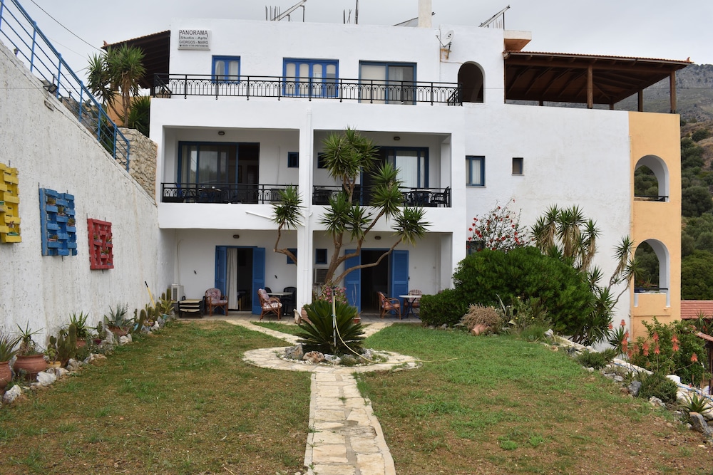 Panorama Studios and Apartments 59/65