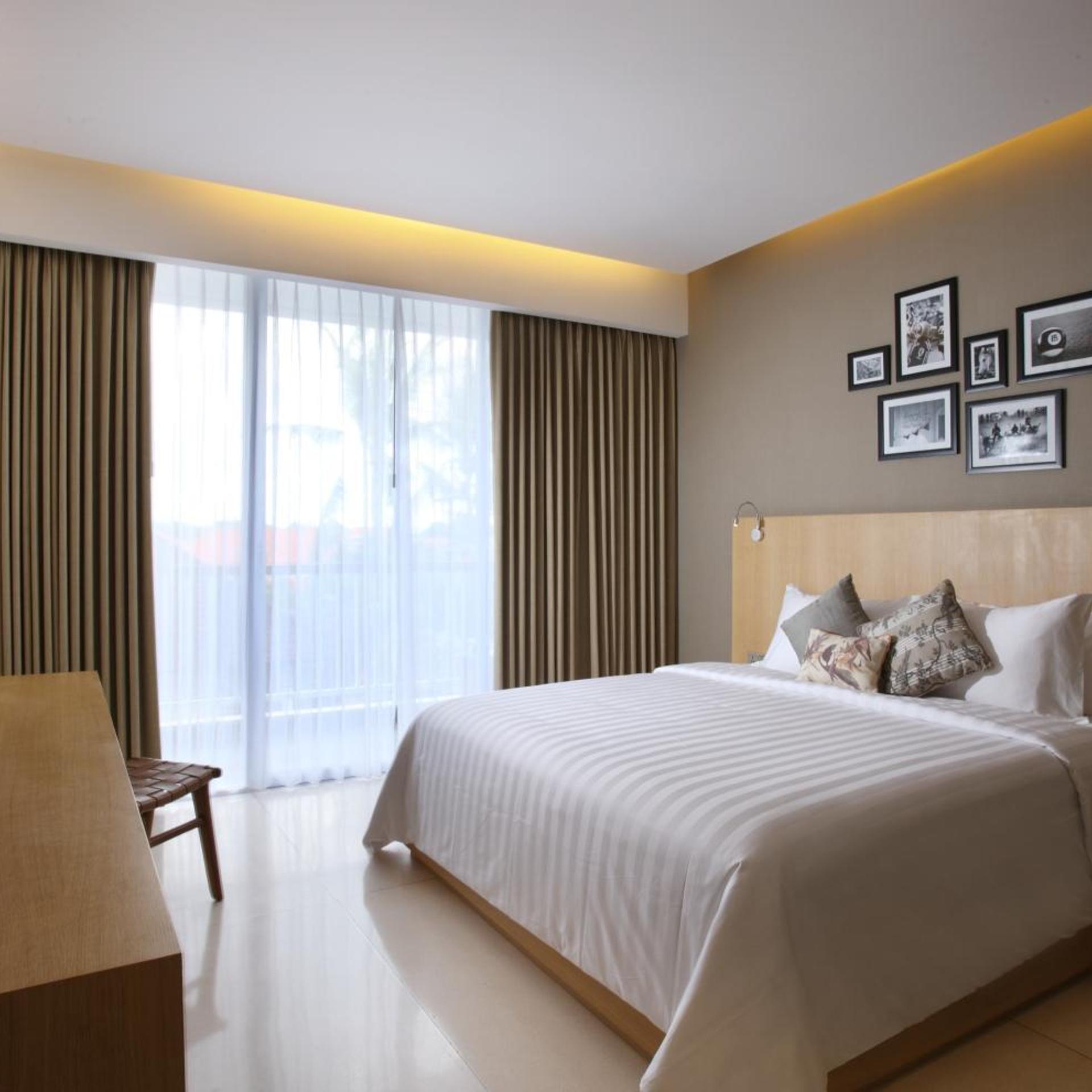 غرفة سوبيريور بسرير كينج، Ossotel Legian Bali 3/9
