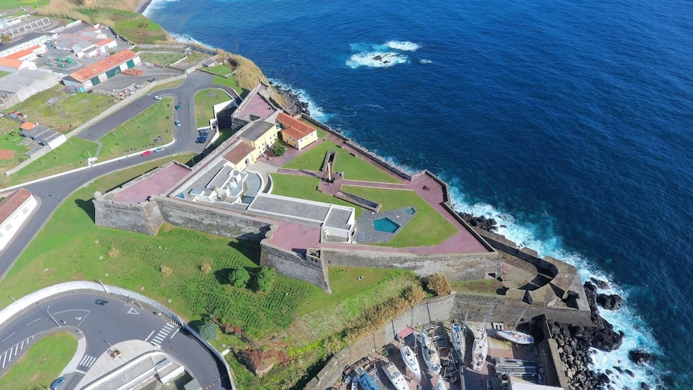 Pousada Forte Angra do Heroismo 40/50