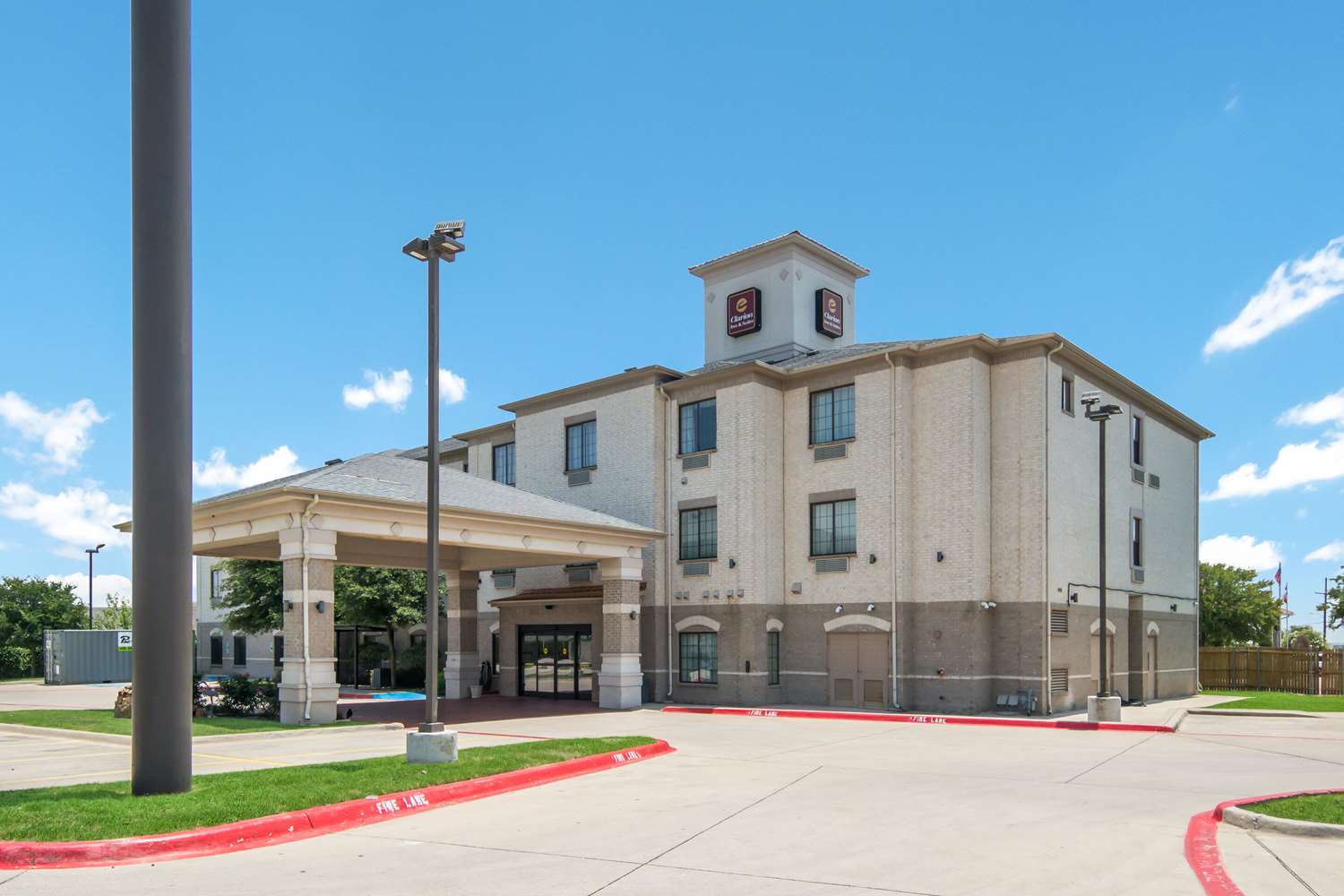 Clarion Inn & Suites Weatherford South 33/33