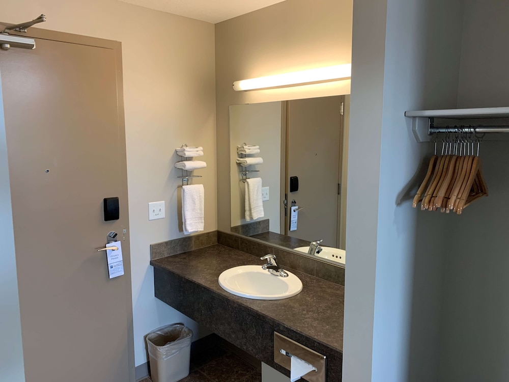 SureStay Hotel by Best Western Bassano 8/25