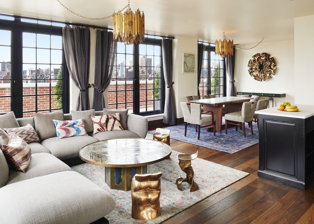 The Ludlow Hotel 40/56