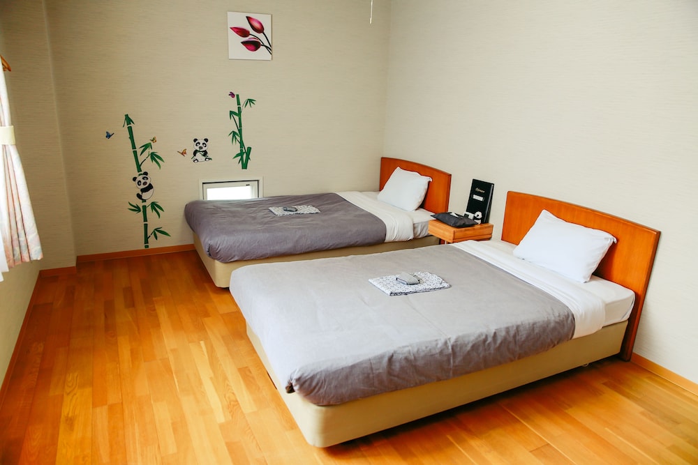 Shinnishiki Hotel 23/68