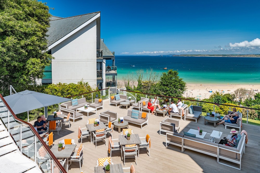 St Ives Harbour Hotel 66/76