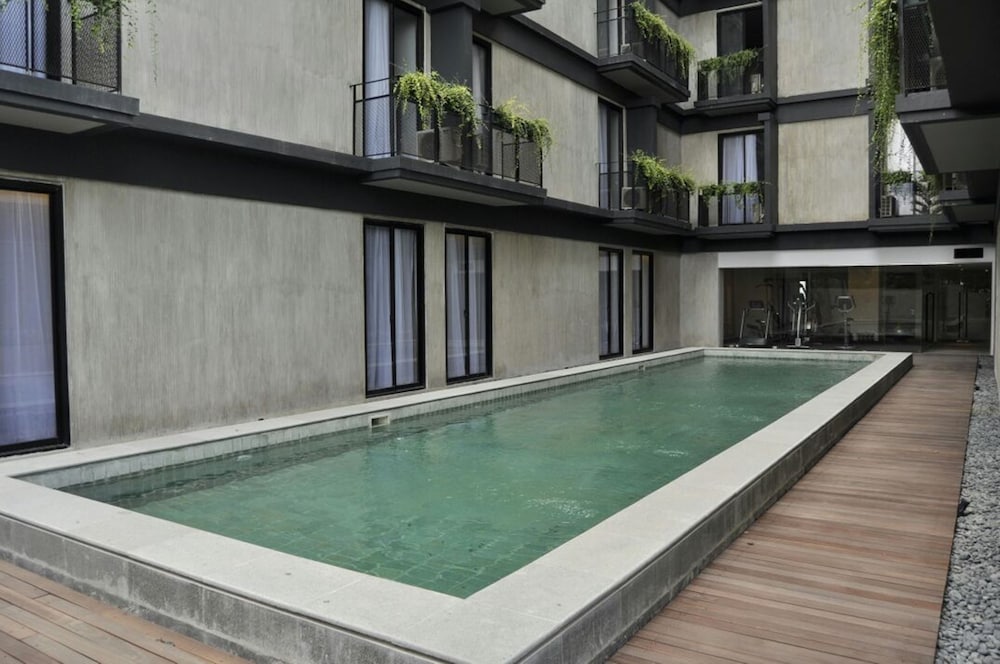 Park5 Hotel Cilandak 59/65
