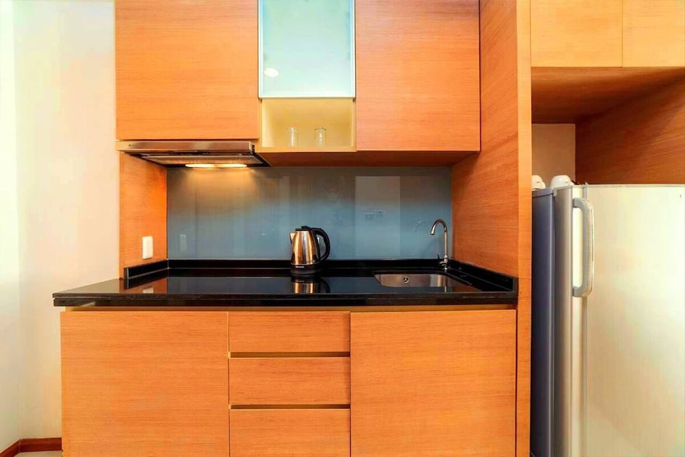 Golden Pearl Residences 7/50