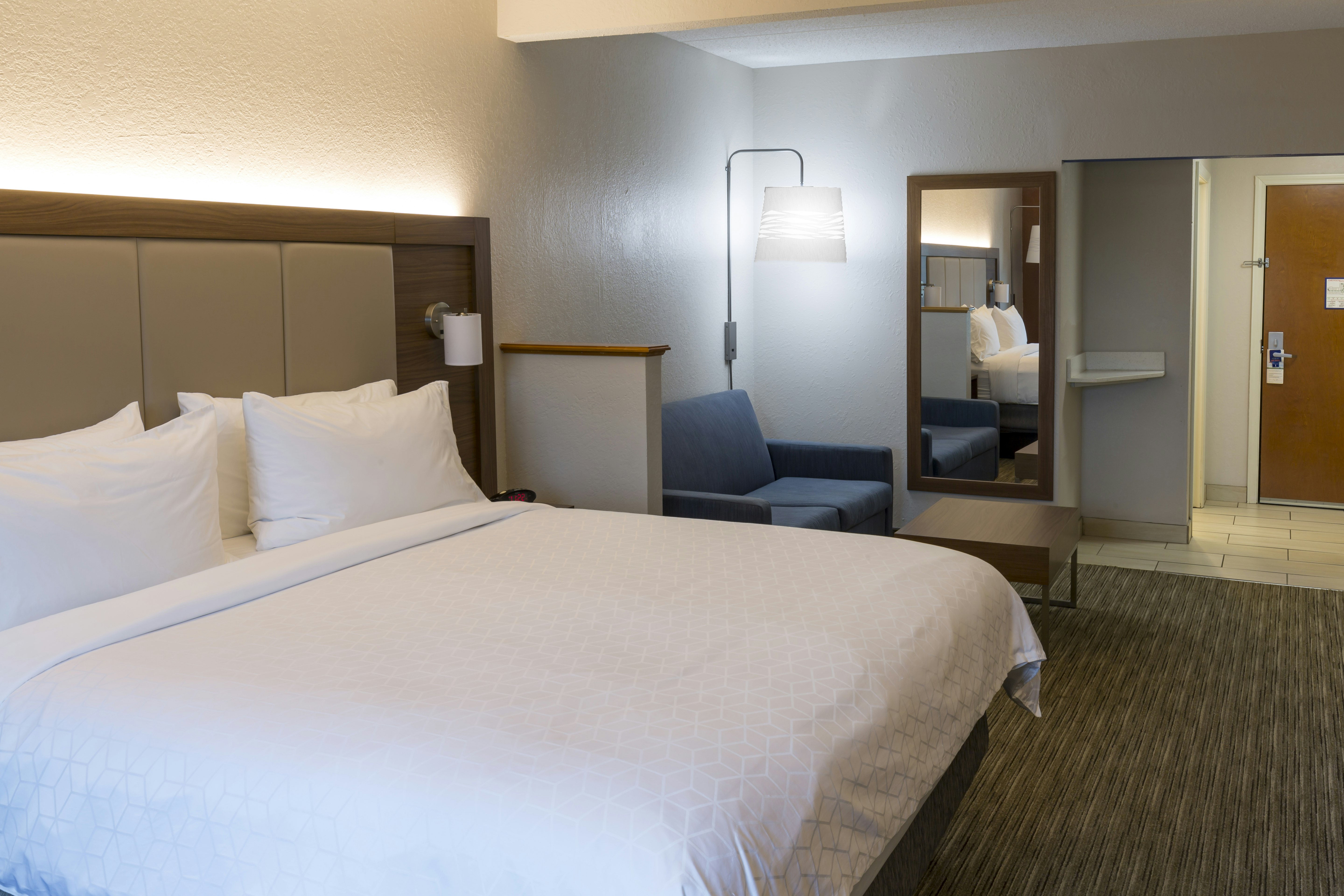 Holiday Inn Express & Suites Louisville South-Hillview, an IHG Hotel 19/55