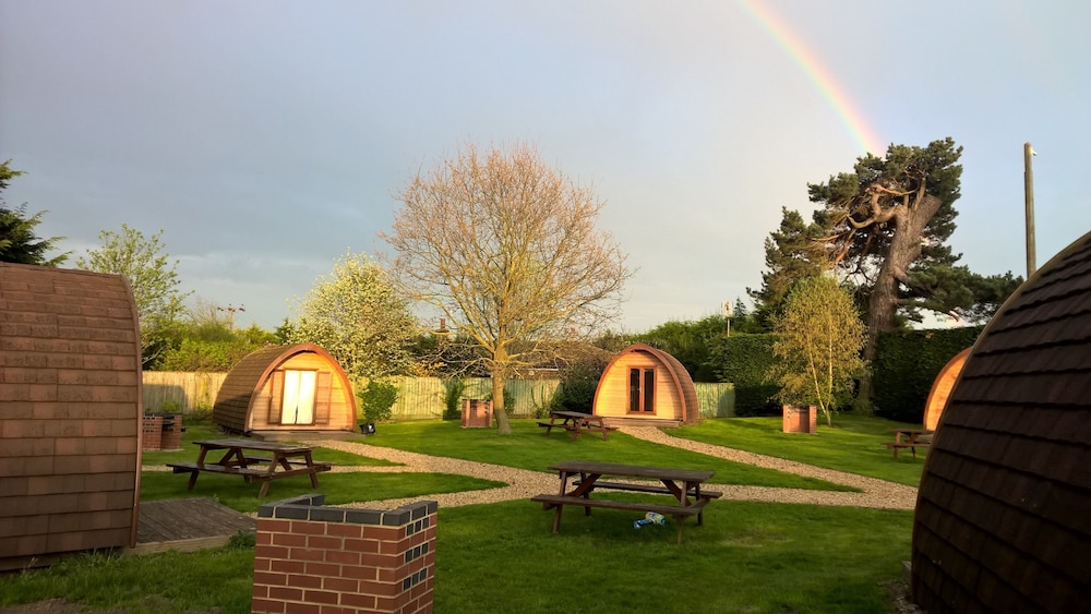King's Lynn Caravan & Camping Park 40/50