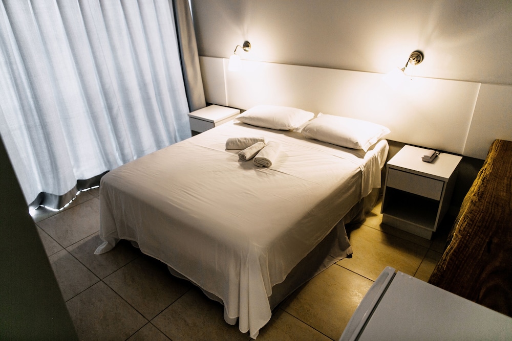 Flor Inn Praia Hotel 32/48