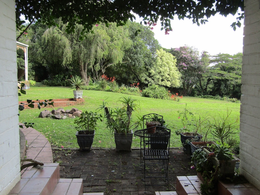 Sugar Hill Manor Guesthouse 40/50