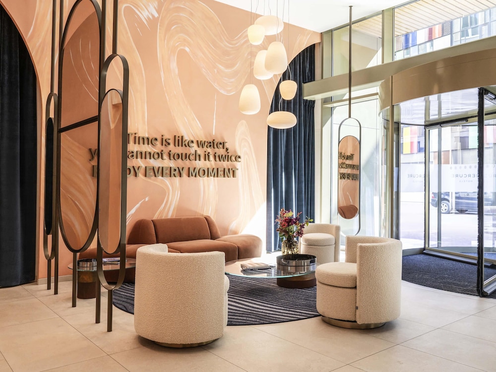 Mercure Amsterdam North Station 48/67