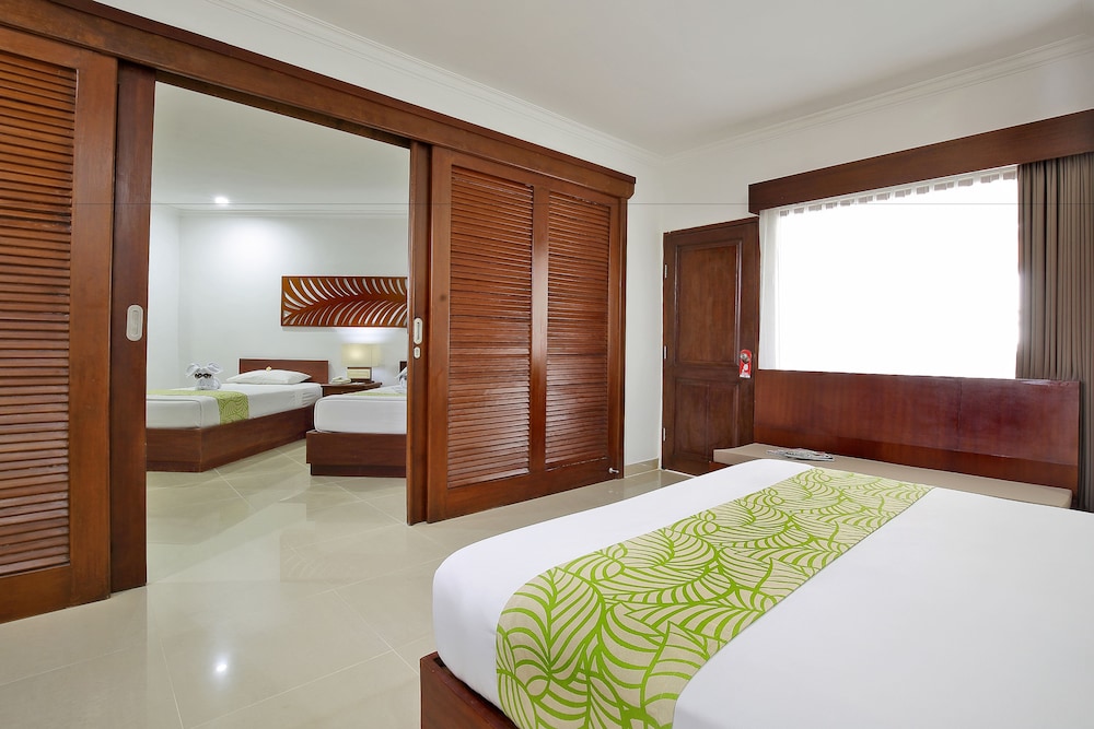 DEWI SRI HOTEL 22/70