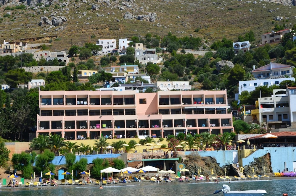 Hotel Plaza 2/58