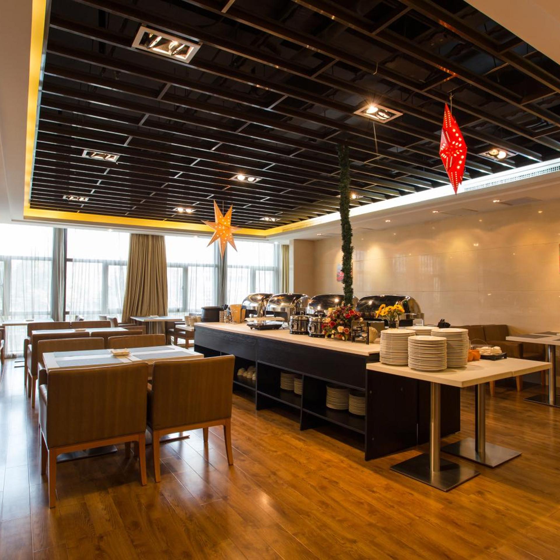 Metropolo Jinjiang Hotels (Wuhan Wanda Mansion) 42/58