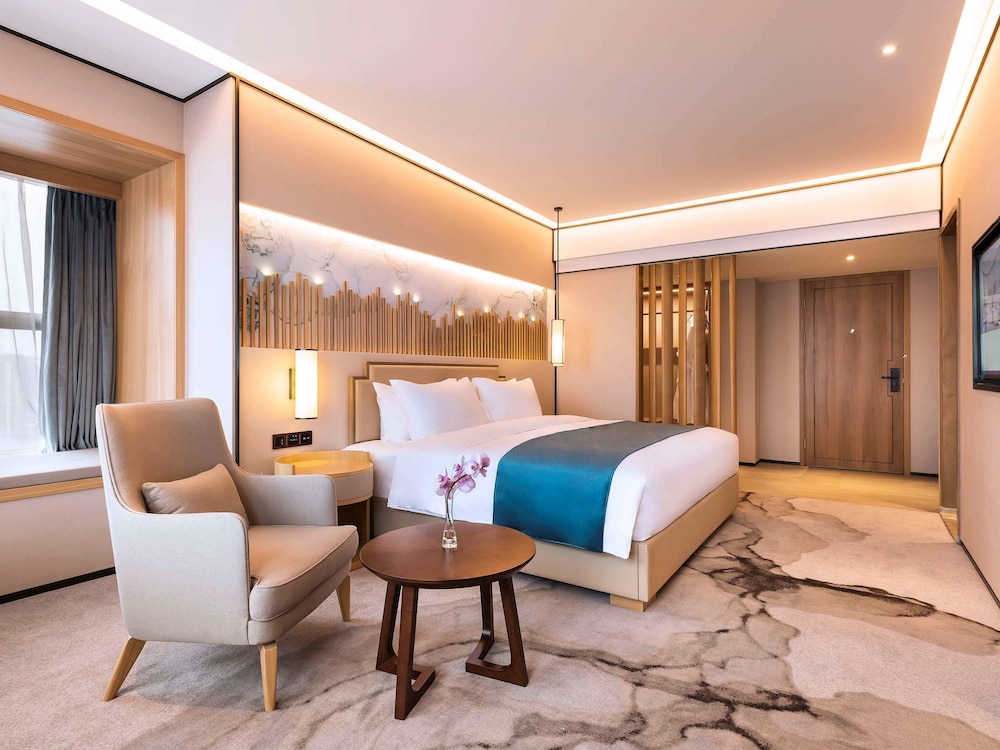 Mercure Chengdu Huapaifang (Opening December 2018) 30/69
