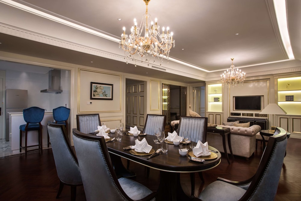 Radisson Blu Forest Manor Shanghai Hongqiao 57/64