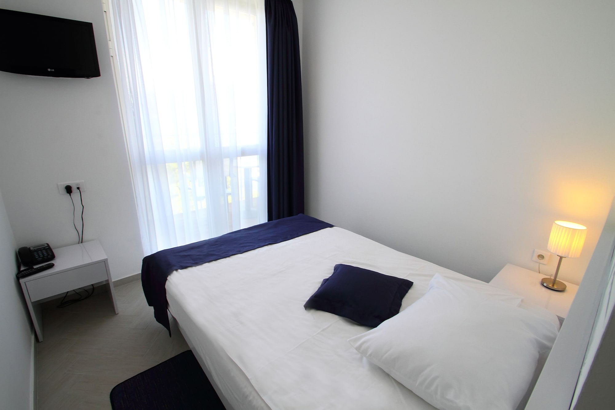 غرفة كلاسيكية مفردة بسرير مزدوج، Hotel Cavtat 3/8