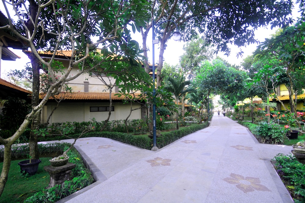 Melasti Beach Resort and Spa 69/74