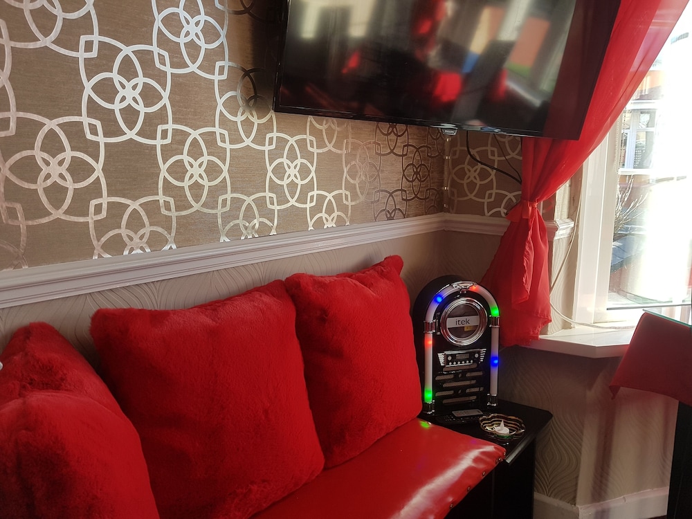 Sheron House Bed &amp; Breakfast 30/50