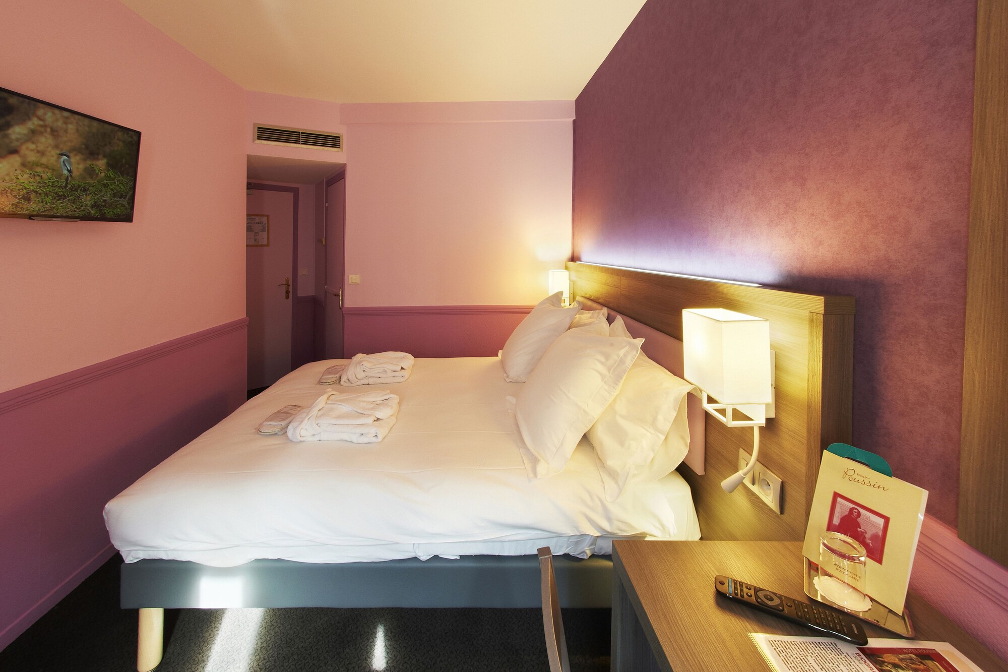 Room at Poussin, PARIS