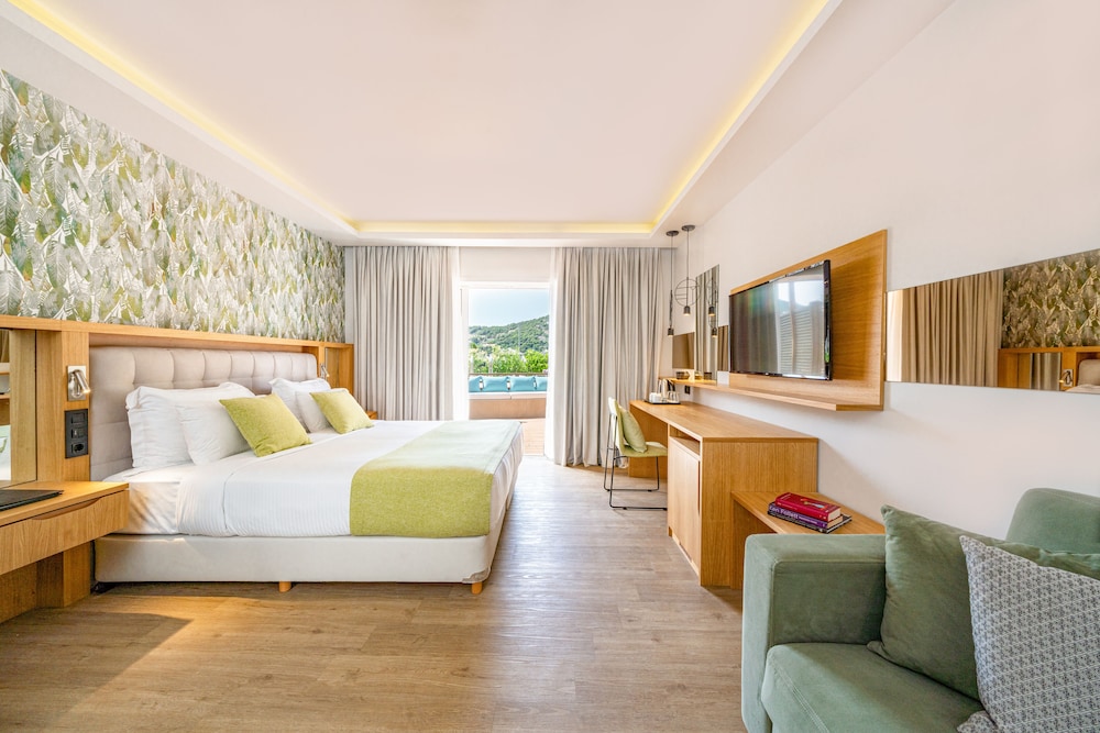 Suite, Bungalow, Double Bed, Sea View, Private Pool