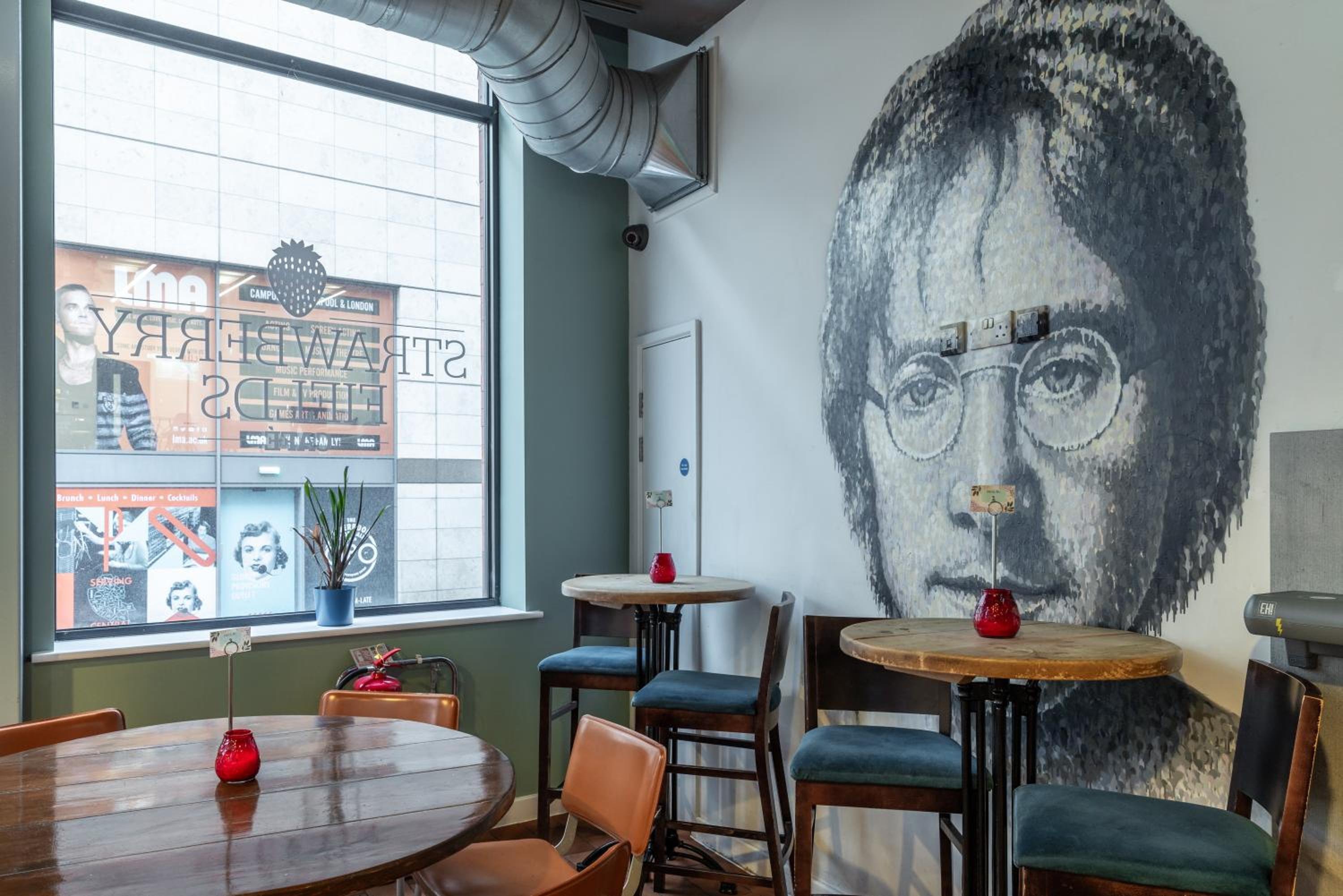 Euro Hostel Liverpool 9/13