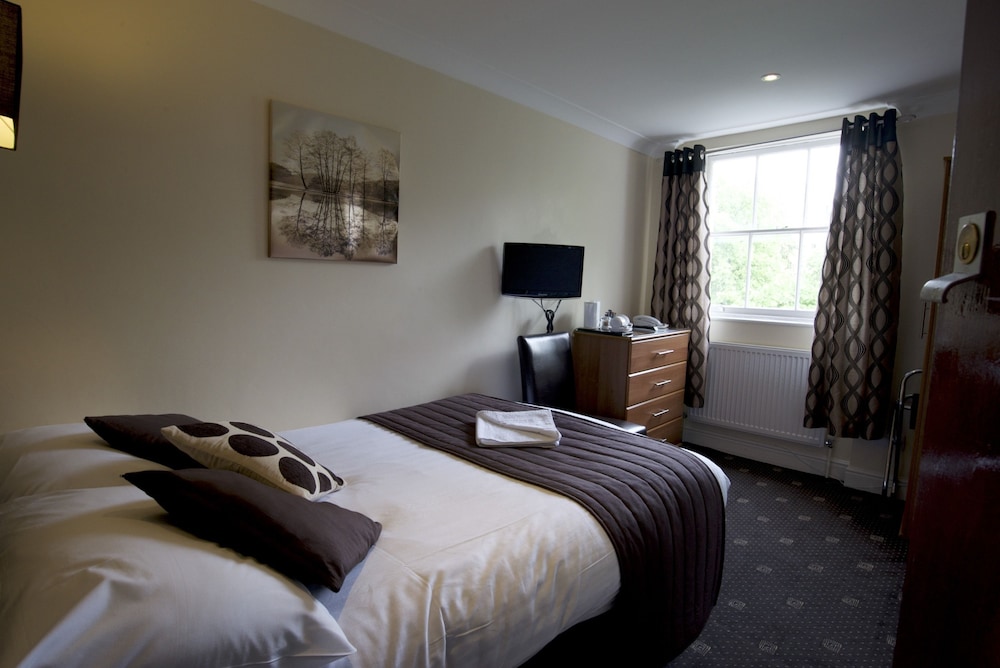 MENTONE HOTEL 20/78
